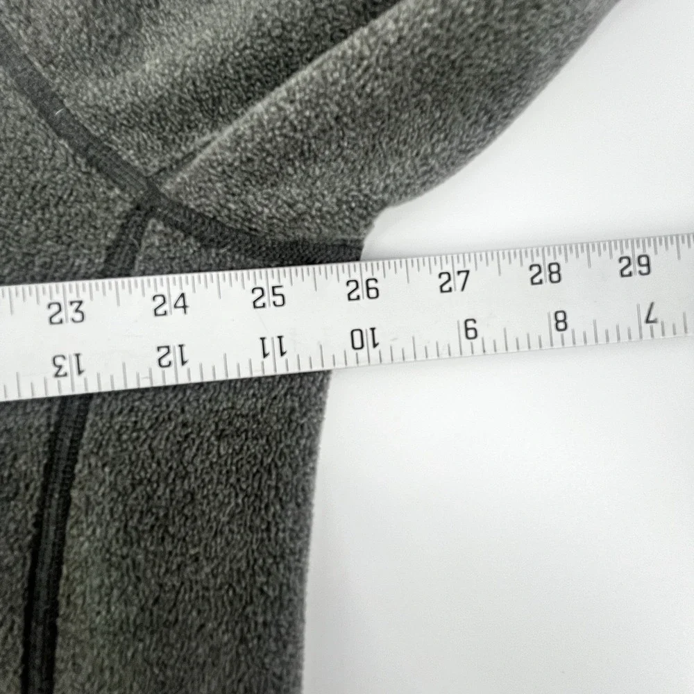 The North Face Mens XL‎ Polartec Classic Fleece 1/4 Zip Pullover Gray Jacket.